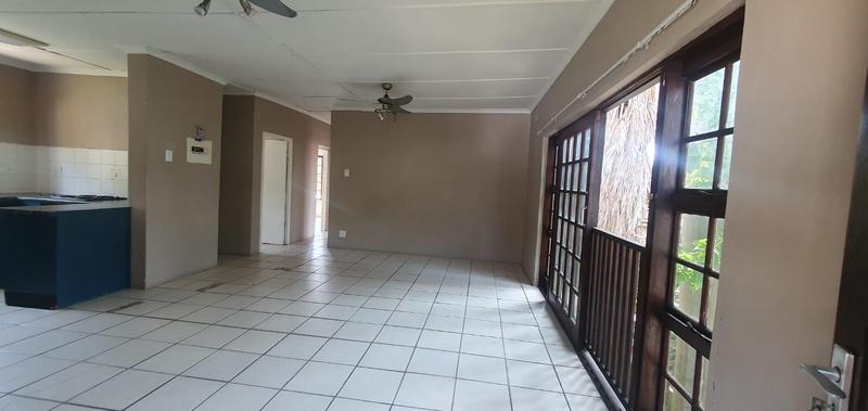 To Let 2 Bedroom Property for Rent in Umkomaas KwaZulu-Natal