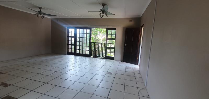 To Let 2 Bedroom Property for Rent in Umkomaas KwaZulu-Natal