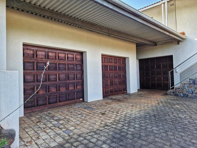 To Let 4 Bedroom Property for Rent in Mtunzini KwaZulu-Natal