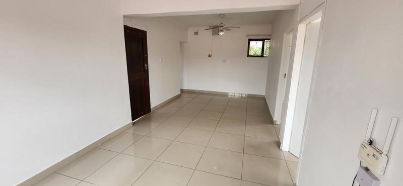 To Let 2 Bedroom Property for Rent in Umhlatuzana KwaZulu-Natal