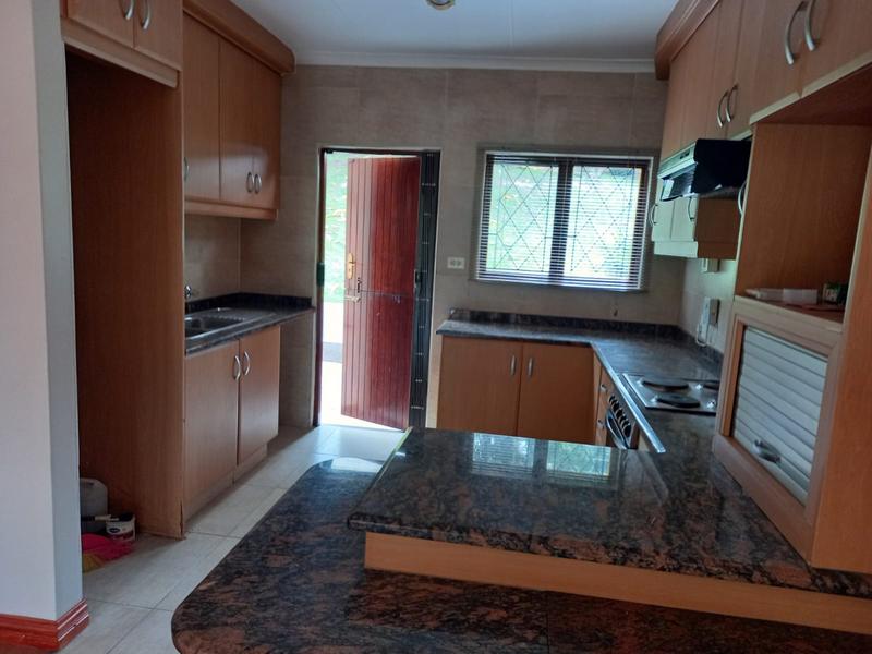 To Let 2 Bedroom Property for Rent in Escombe KwaZulu-Natal