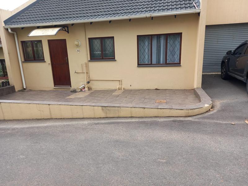 To Let 2 Bedroom Property for Rent in Escombe KwaZulu-Natal