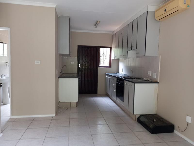 To Let 2 Bedroom Property for Rent in Escombe KwaZulu-Natal