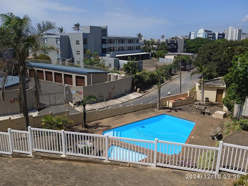 To Let 4 Bedroom Property for Rent in Manaba Beach KwaZulu-Natal