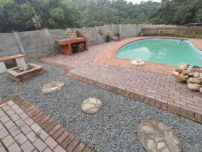 To Let 3 Bedroom Property for Rent in Chiltern Hills KwaZulu-Natal