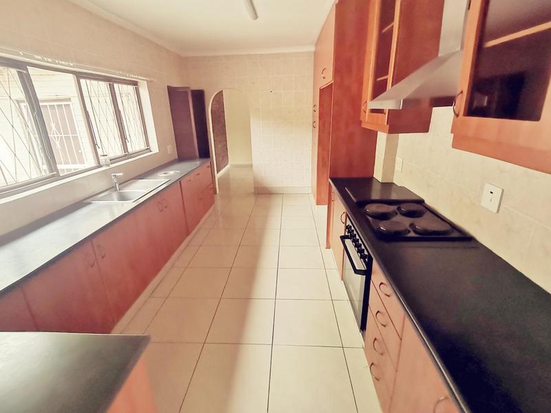 To Let 3 Bedroom Property for Rent in Chiltern Hills KwaZulu-Natal