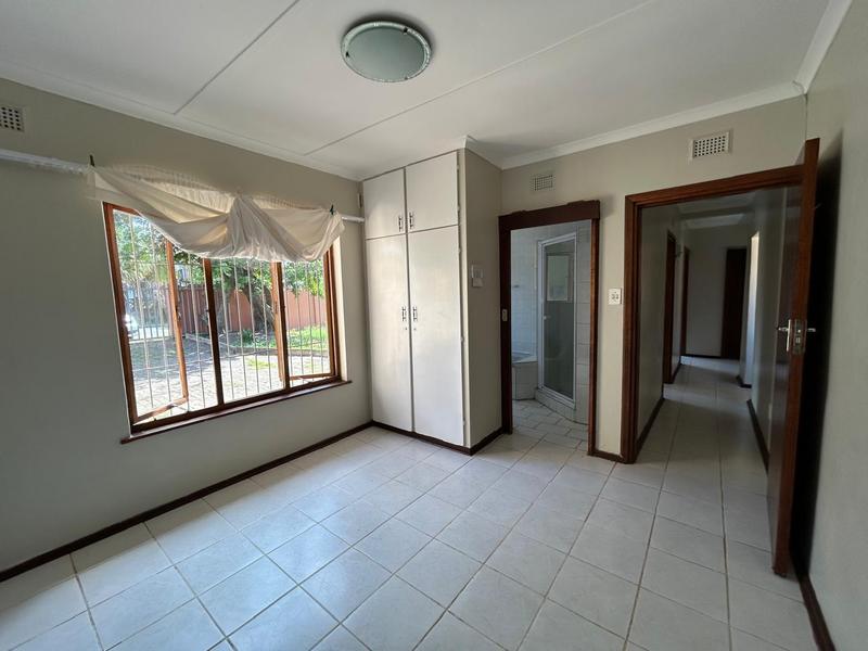 To Let 3 Bedroom Property for Rent in Shelly Beach KwaZulu-Natal