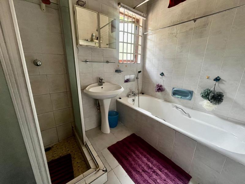 3 Bedroom Property for Sale in Uvongo KwaZulu-Natal