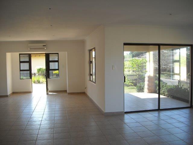 To Let 4 Bedroom Property for Rent in Sheffield Beach KwaZulu-Natal