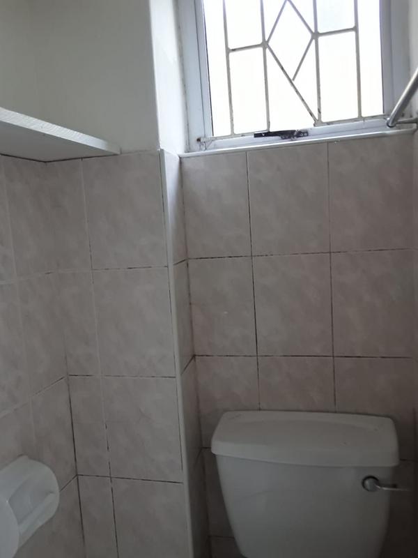 To Let 2 Bedroom Property for Rent in Morningside KwaZulu-Natal