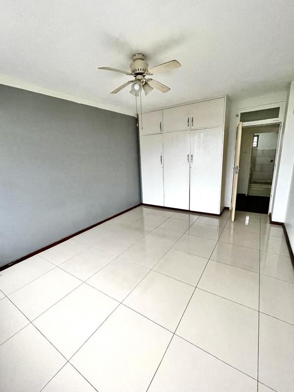 2 Bedroom Property for Sale in Esplanade KwaZulu-Natal