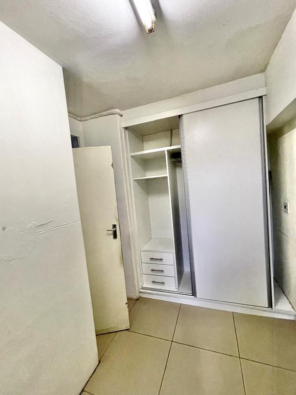 2 Bedroom Property for Sale in Esplanade KwaZulu-Natal