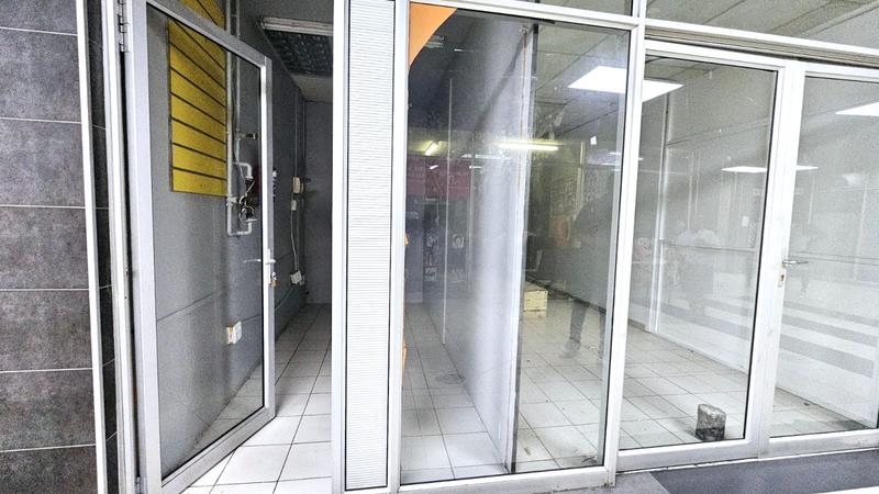 To Let commercial Property for Rent in South Beach KwaZulu-Natal