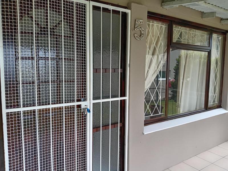 2 Bedroom Property for Sale in Scottburgh KwaZulu-Natal