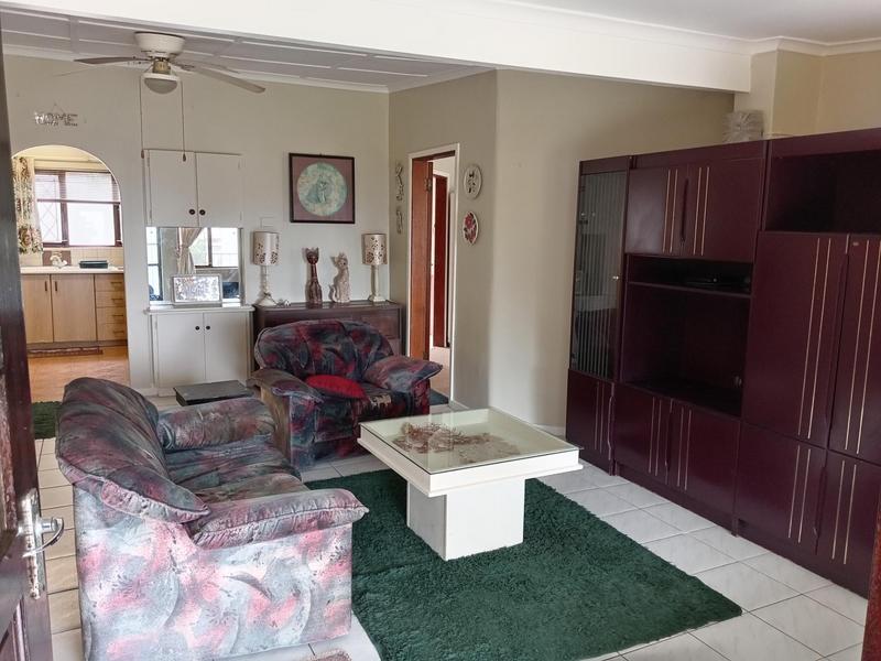 2 Bedroom Property for Sale in Scottburgh KwaZulu-Natal