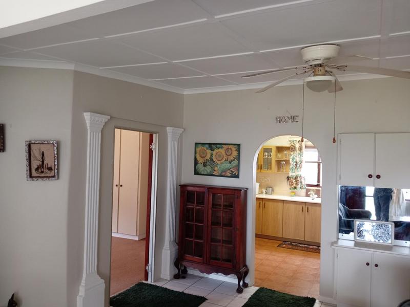 2 Bedroom Property for Sale in Scottburgh KwaZulu-Natal