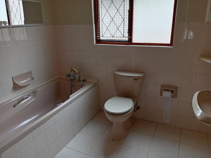 2 Bedroom Property for Sale in Scottburgh KwaZulu-Natal