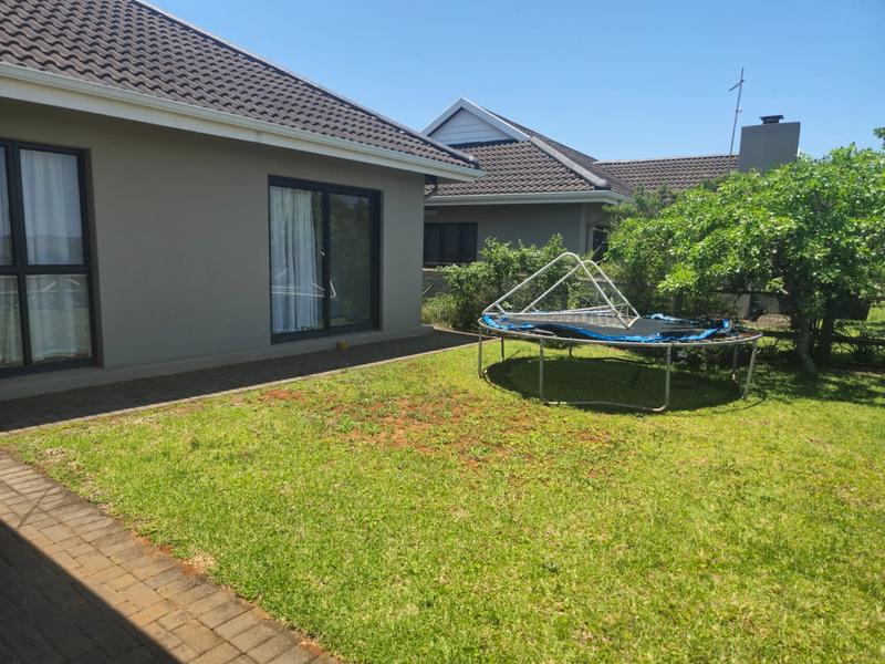 To Let 3 Bedroom Property for Rent in Zini River Estate KwaZulu-Natal