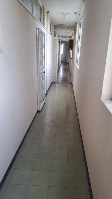 To Let 2 Bedroom Property for Rent in Berea KwaZulu-Natal