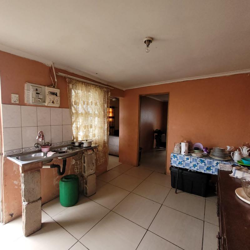 To Let 1 Bedroom Property for Rent in Umlazi KwaZulu-Natal