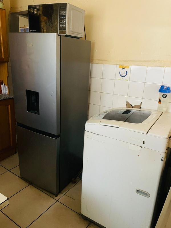 4 Bedroom Property for Sale in Umlazi KwaZulu-Natal