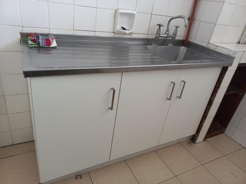 To Let 1 Bedroom Property for Rent in Glenwood KwaZulu-Natal