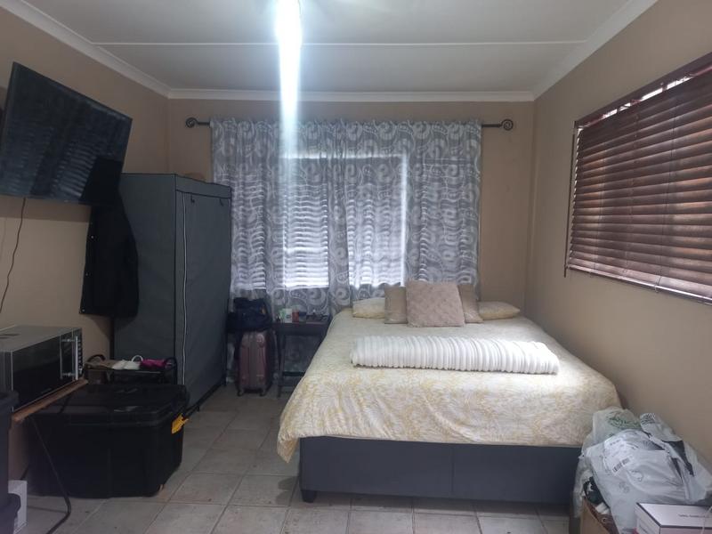 To Let 1 Bedroom Property for Rent in Pinetown KwaZulu-Natal