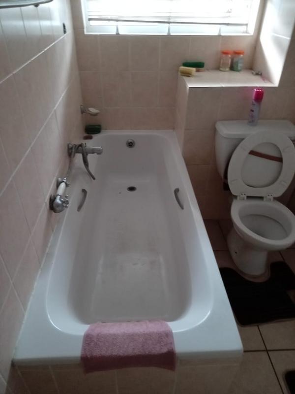 To Let 1 Bedroom Property for Rent in Richards Bay KwaZulu-Natal