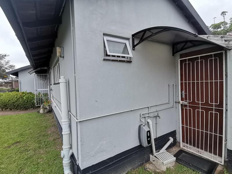 To Let 1 Bedroom Property for Rent in Sarnia KwaZulu-Natal