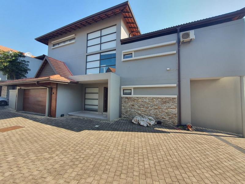 To Let 5 Bedroom Property for Rent in Hawaan KwaZulu-Natal