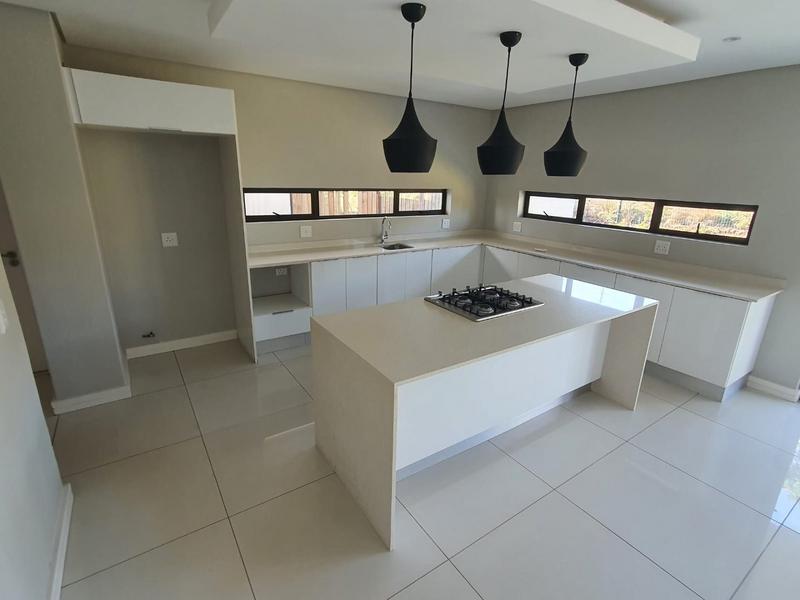 To Let 5 Bedroom Property for Rent in Hawaan KwaZulu-Natal