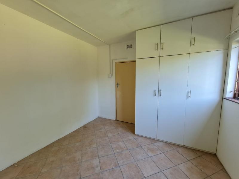 To Let 1 Bedroom Property for Rent in Margate KwaZulu-Natal