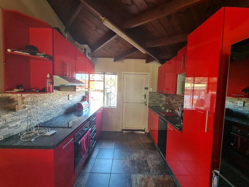 To Let 2 Bedroom Property for Rent in Pinetown KwaZulu-Natal