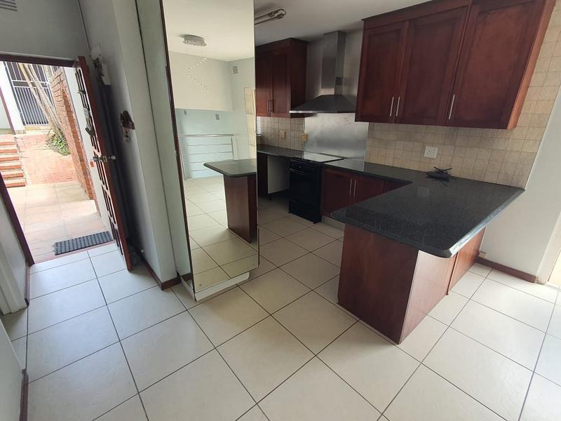 To Let 3 Bedroom Property for Rent in Umhlanga KwaZulu-Natal