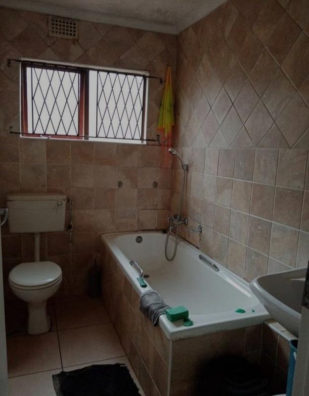 3 Bedroom Property for Sale in Birchwood Park KwaZulu-Natal