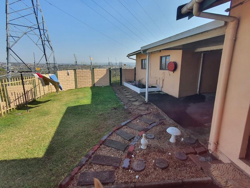 5 Bedroom Property for Sale in Centenary Park KwaZulu-Natal