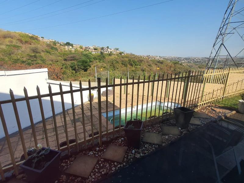 5 Bedroom Property for Sale in Centenary Park KwaZulu-Natal