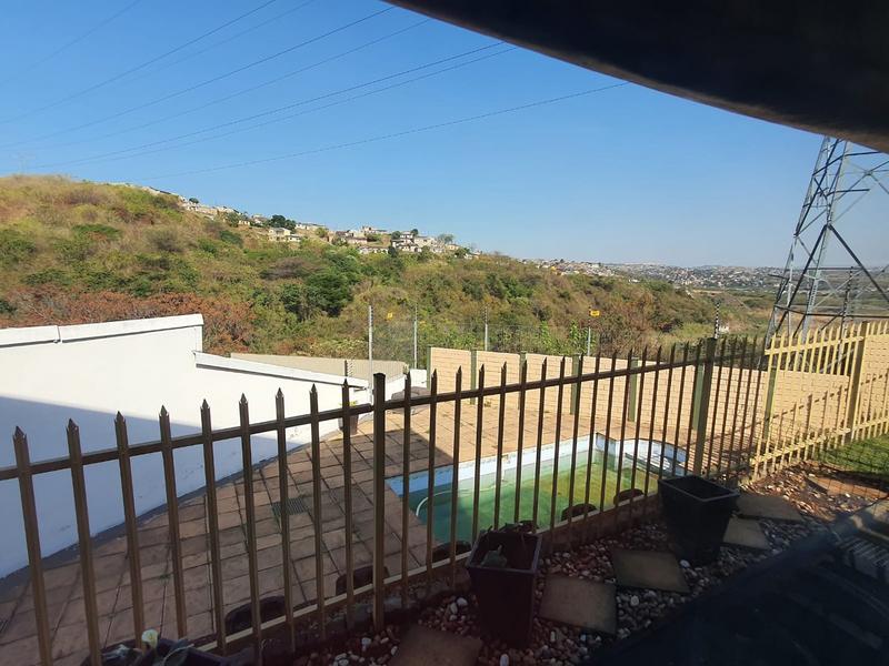 5 Bedroom Property for Sale in Centenary Park KwaZulu-Natal