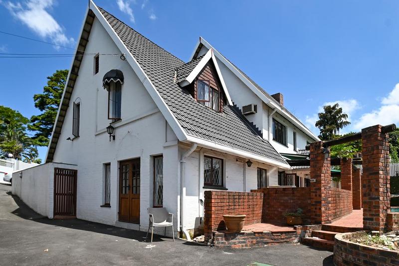 4 Bedroom Property for Sale in Cowies Hill KwaZulu-Natal