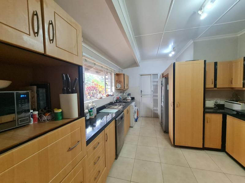 3 Bedroom Property for Sale in Dawncliffe KwaZulu-Natal