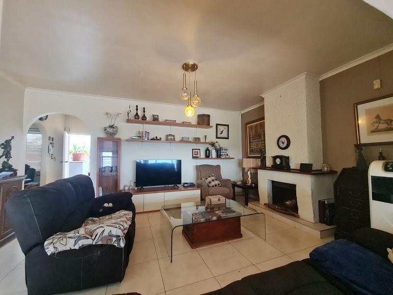 3 Bedroom Property for Sale in Dawncliffe KwaZulu-Natal