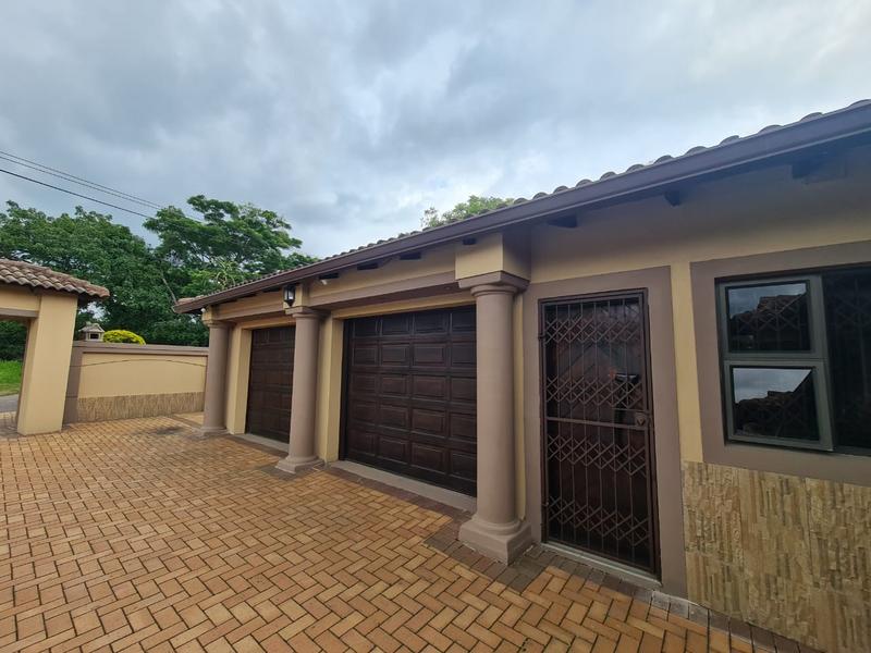 5 Bedroom Property for Sale in Escombe KwaZulu-Natal