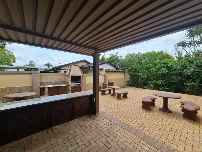 5 Bedroom Property for Sale in Escombe KwaZulu-Natal