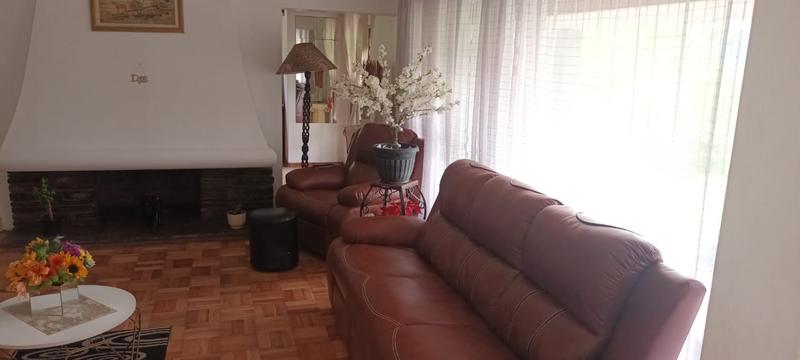 5 Bedroom Property for Sale in Grayleigh KwaZulu-Natal