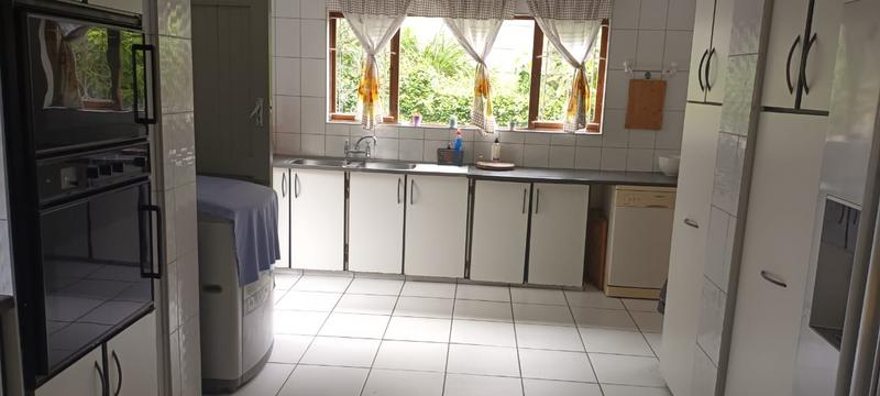 5 Bedroom Property for Sale in Grayleigh KwaZulu-Natal