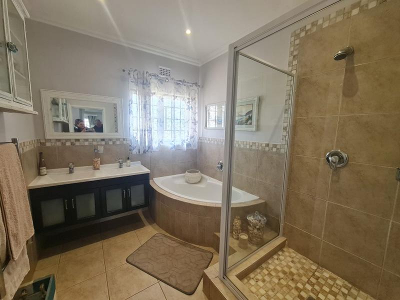 4 Bedroom Property for Sale in Hillcrest Park KwaZulu-Natal