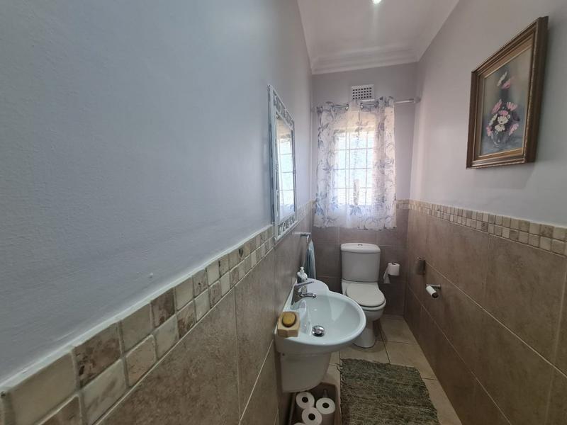 4 Bedroom Property for Sale in Hillcrest Park KwaZulu-Natal