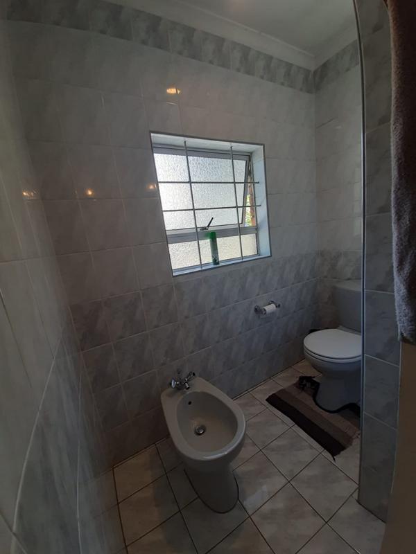 3 Bedroom Property for Sale in Kloof KwaZulu-Natal