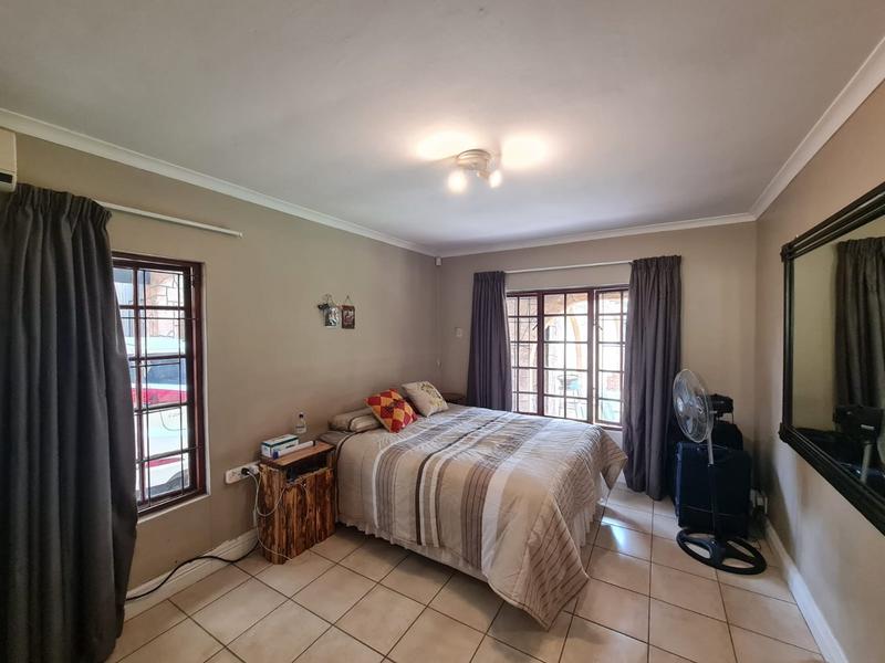 3 Bedroom Property for Sale in Manors KwaZulu-Natal