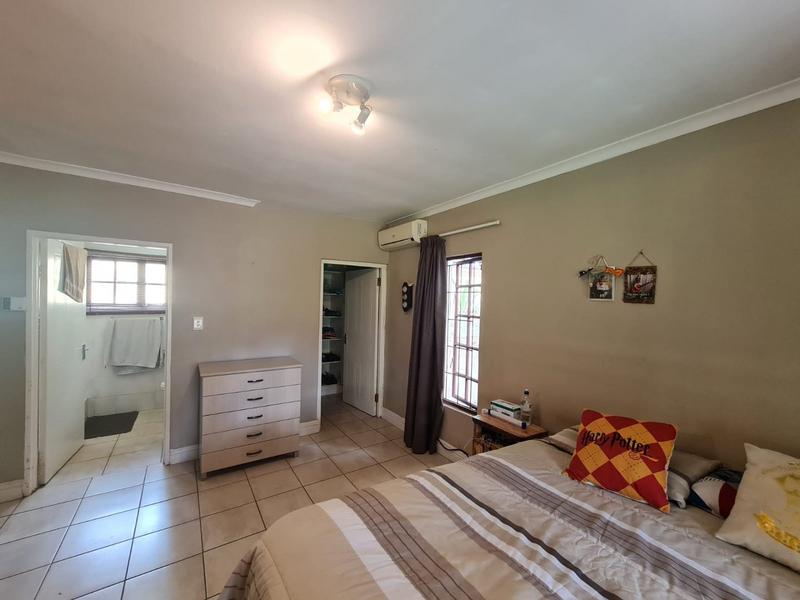 3 Bedroom Property for Sale in Manors KwaZulu-Natal